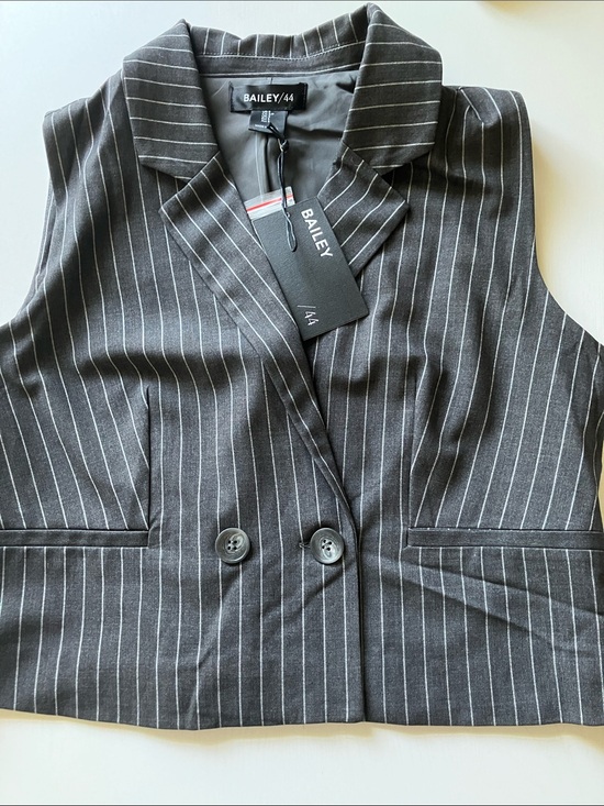 Bailey 44 Tops - Bailey 45 Pin Stripe Vest (Size Small) NWT